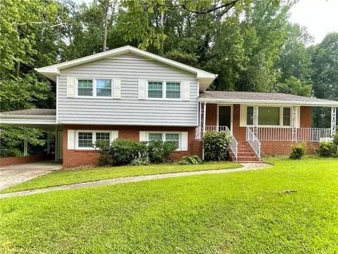 2717 Gwaltney Rd, Greensboro, NC 27407