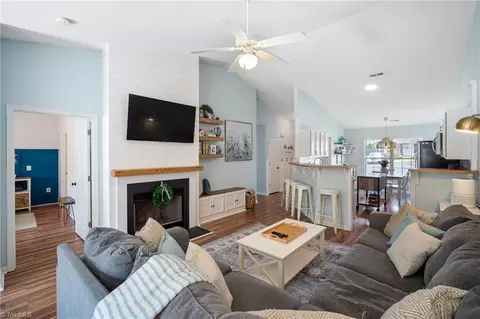 2844 Waterstone Loop, High Point, NC 27265 photo 10