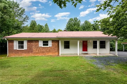 3063 George York Rd, Randleman, NC 27317