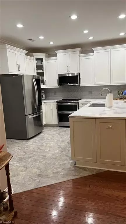 201 Braniff Pl, Archdale, NC 27263 photo 12