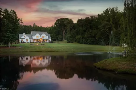 5750 Trotter Country Rd, Archdale, NC 27263