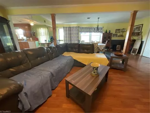 427 Blessing Dr, Dobson, NC 27017 photo 7