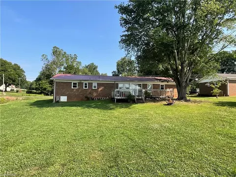 427 Blessing Dr, Dobson, NC 27017 photo 44