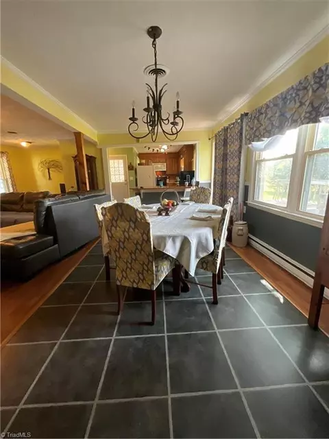 427 Blessing Dr, Dobson, NC 27017 photo 10