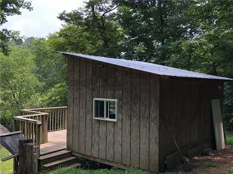 900 Vass Mill Rd, Laurel Fork, VA 24352 photo 14