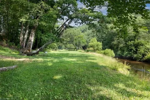 900 Vass Mill Rd, Laurel Fork, VA 24352 photo 20