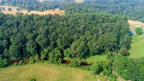 900 Vass Mill Rd, Laurel Fork, VA 24352 photo 6