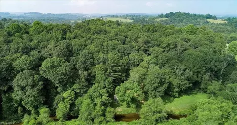 900 Vass Mill Rd, Laurel Fork, VA 24352 photo 8