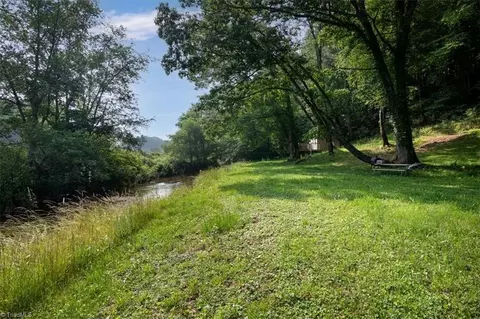 900 Vass Mill Rd, Laurel Fork, VA 24352 photo 7