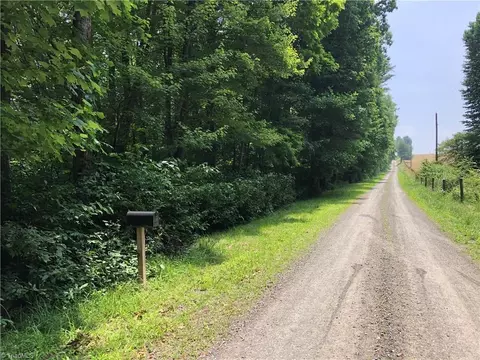 900 Vass Mill Rd, Laurel Fork, VA 24352 photo 34
