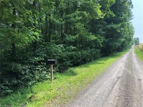 900 Vass Mill Rd, Laurel Fork, VA 24352 photo 33