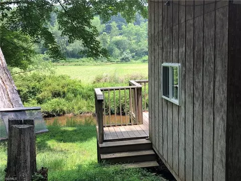 900 Vass Mill Rd, Laurel Fork, VA 24352 photo 15