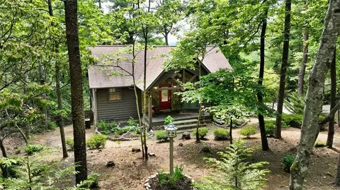 302 Doe Run, Purlear, NC 28665