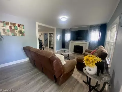 1304 Madison St, High Point, NC 27262 photo 2