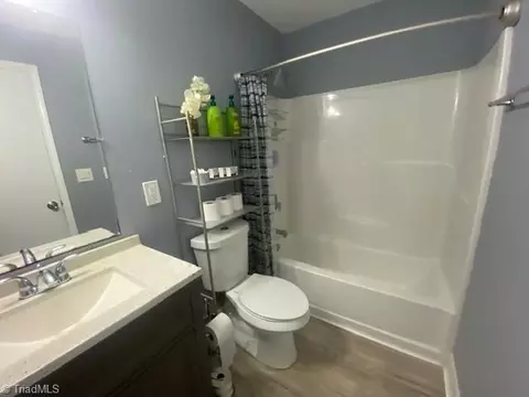 1304 Madison St, High Point, NC 27262 photo 9