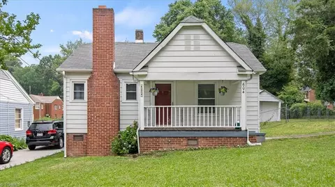 604 Hedrick Ave, High Point, NC 27262 photo 3