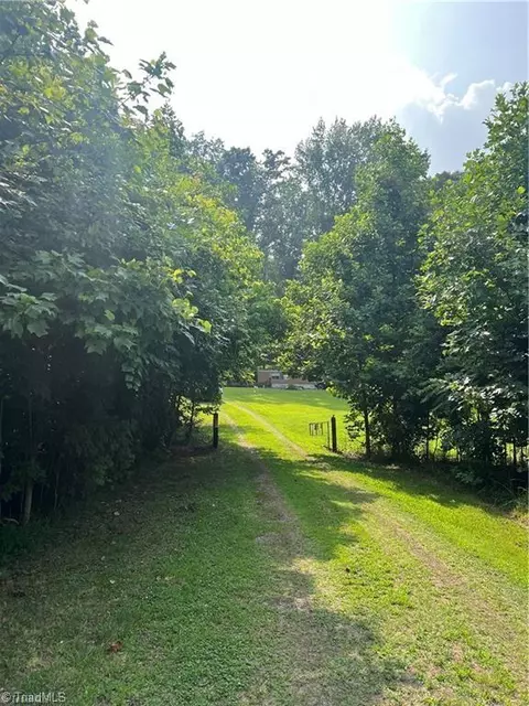 5601 Walker Mill Rd, Randleman, NC 27317