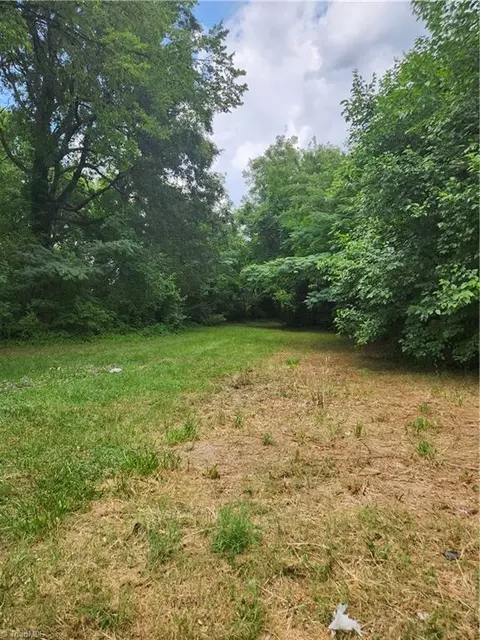 810 Tryon Ave, High Point, NC 27260 photo 1