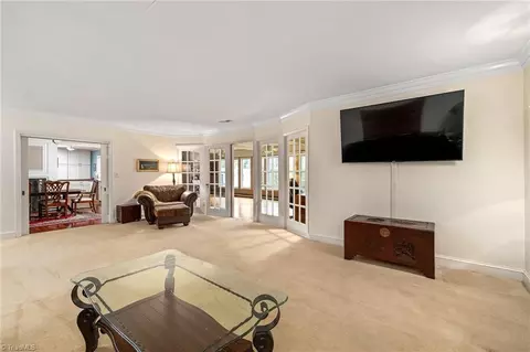 304 Shadow Valley Rd, High Point, NC 27262 photo 11