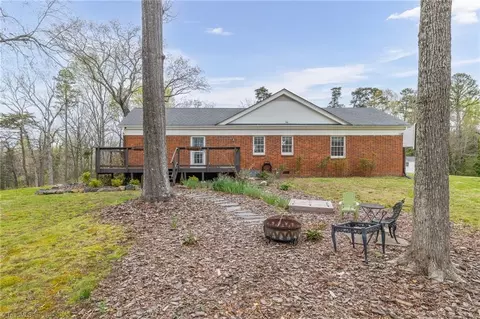 304 Shadow Valley Rd, High Point, NC 27262 photo 26
