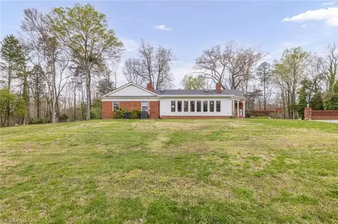 304 Shadow Valley Rd, High Point, NC 27262 photo 35