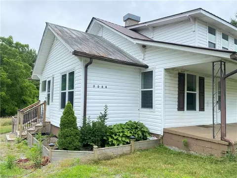 3064 Shawtown Rd, Glade Valley, NC 28627
