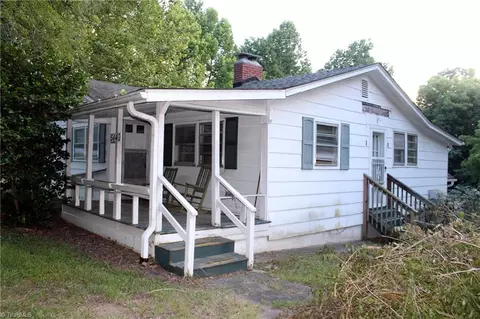 5449 Old Thomasville Rd, Archdale, NC 27263