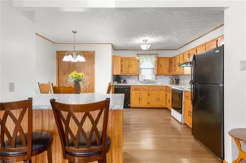 206 Elaine St, Trinity, NC 27370 photo 8