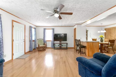 206 Elaine St, Trinity, NC 27370 photo 6