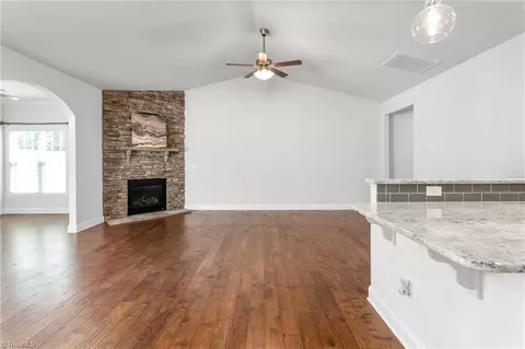 131 Windmill Trl, High Point, NC 27265 photo 12