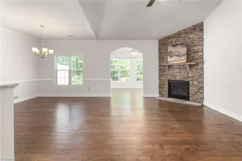 131 Windmill Trl, High Point, NC 27265 photo 11
