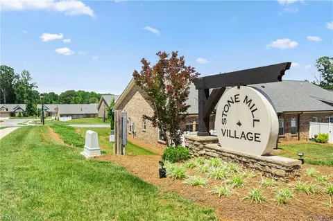 131 Windmill Trl, High Point, NC 27265 photo 44