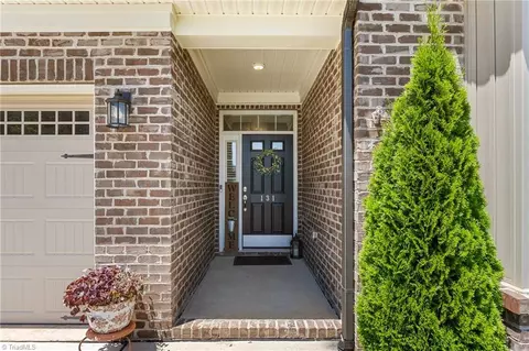 131 Windmill Trl, High Point, NC 27265 photo 3