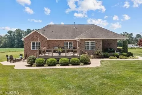 663 Spring Haven Dr, Randleman, NC 27317 photo 10