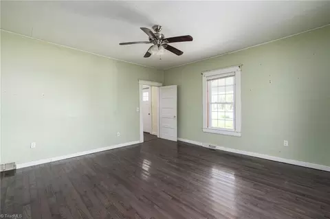 939 Webb Loop, Madison, NC 27025 photo 8