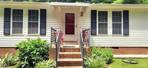 183 Davids Pl, Lowgap, NC 27024 photo 2
