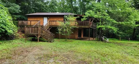 5004 Myers Rd, Granite Falls, NC 28630