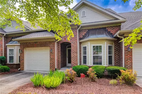 1575 Conning Ct #D, Kernersville, NC 27284