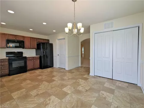 5763 Midstream Cir, Clemmons, NC 27012 photo 15