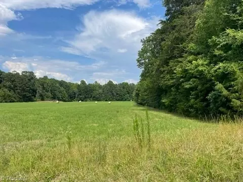 7325 Hunting Lodge Rd, Climax, NC 27233