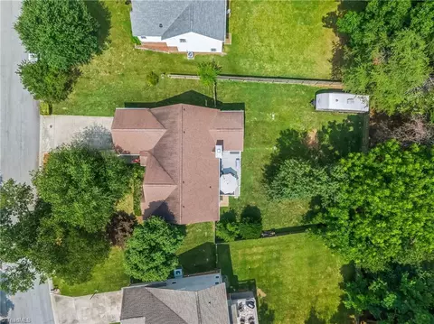 4308 Chilton Way, High Point, NC 27265 photo 40