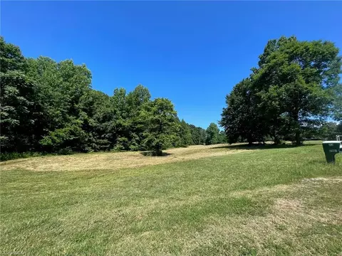 621 Green Pasture Ln, Ruffin, NC 27326