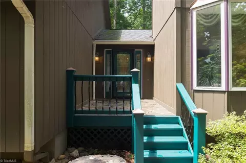 6064 Hedgerow Cir, Clemmons, NC 27012 photo 4