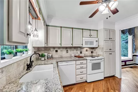 6064 Hedgerow Cir, Clemmons, NC 27012 photo 15