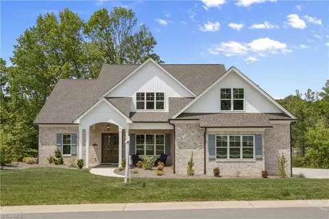 1539 Audubon Village Dr, Winston Salem, NC 27106