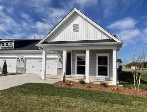6607 Knob Creek Dr #671, Whitsett, NC 27377