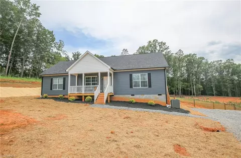 630 John Scott Rd, Pinnacle, NC 27043