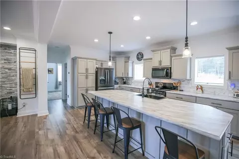 630 John Scott Rd, Pinnacle, NC 27043 photo 7