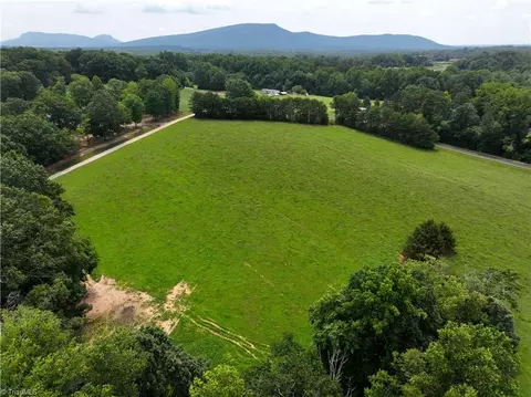 0 Sechrist Loop, Pilot Mountain, NC 27041 photo 10