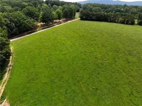0 Sechrist Loop, Pilot Mountain, NC 27041 photo 11